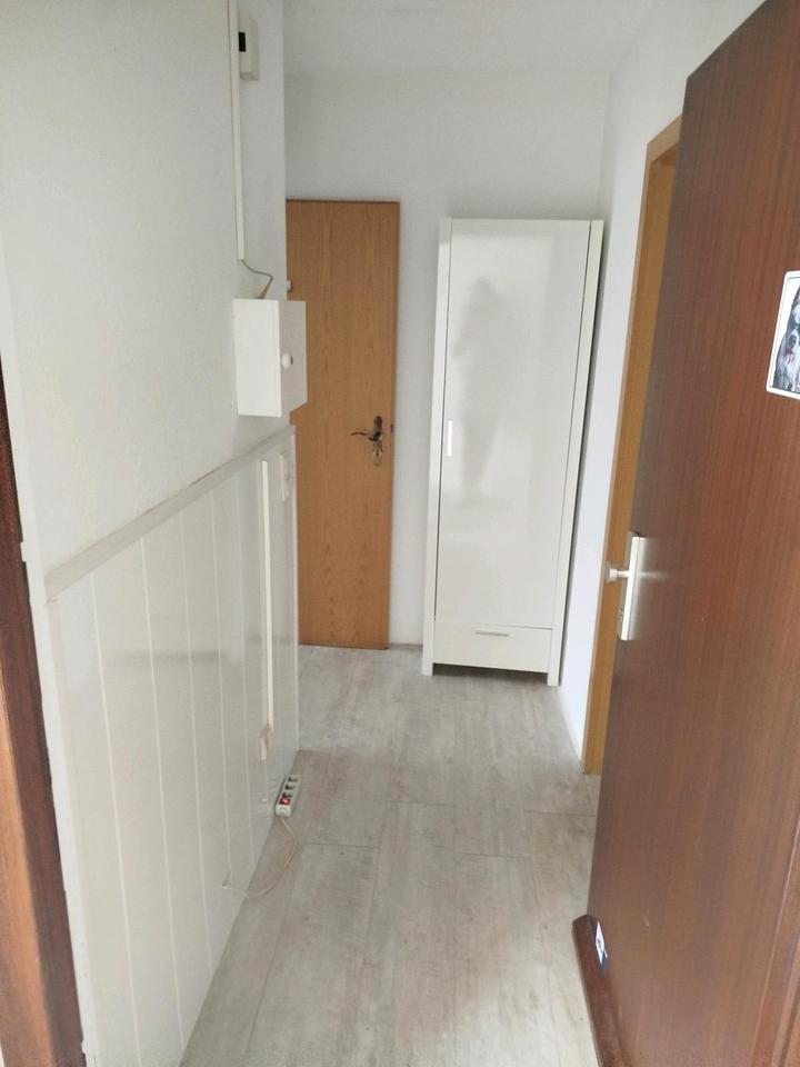 Thumbnail-1 Zimmerwohnung Souterrainwohnung