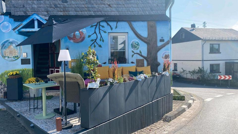 Thumbnail-Saniertes Schmuckstück nahe Gemünden