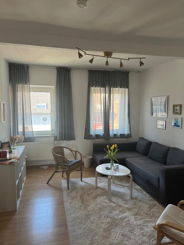 Thumbnail-Helle, ruhige und voll möblierte 2-Zimmer-Wohnung (54 m2) in zent