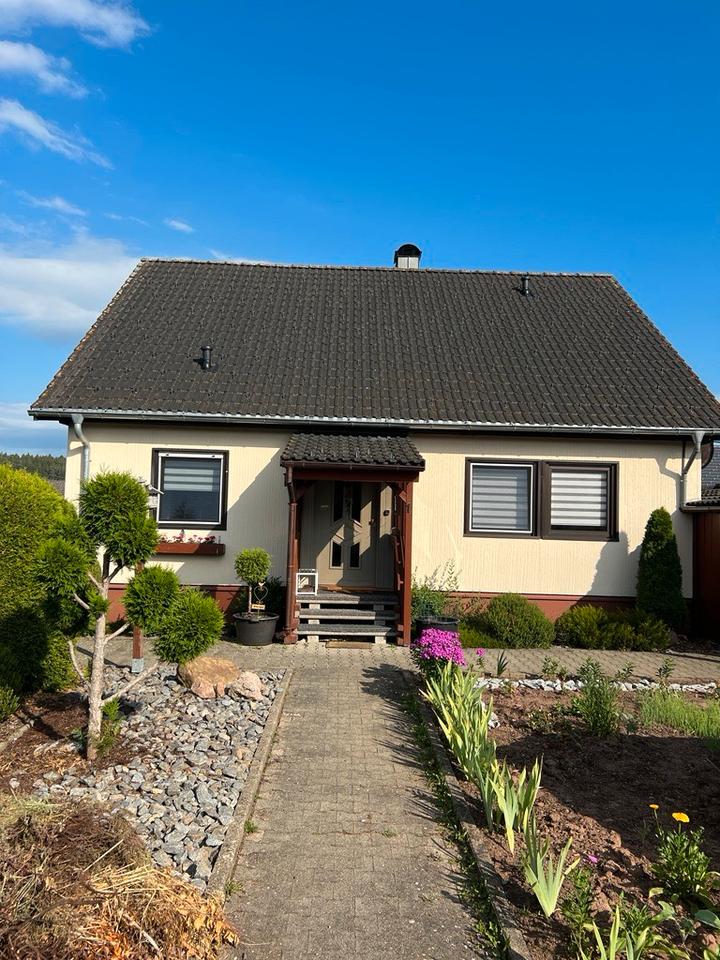 Thumbnail-Gepflegtes Einfamilienhaus mit großem Garten & Garage in VS.