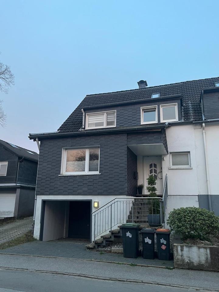 Thumbnail-–Provisionsfrei– Reihenendhaus mit großem Garten