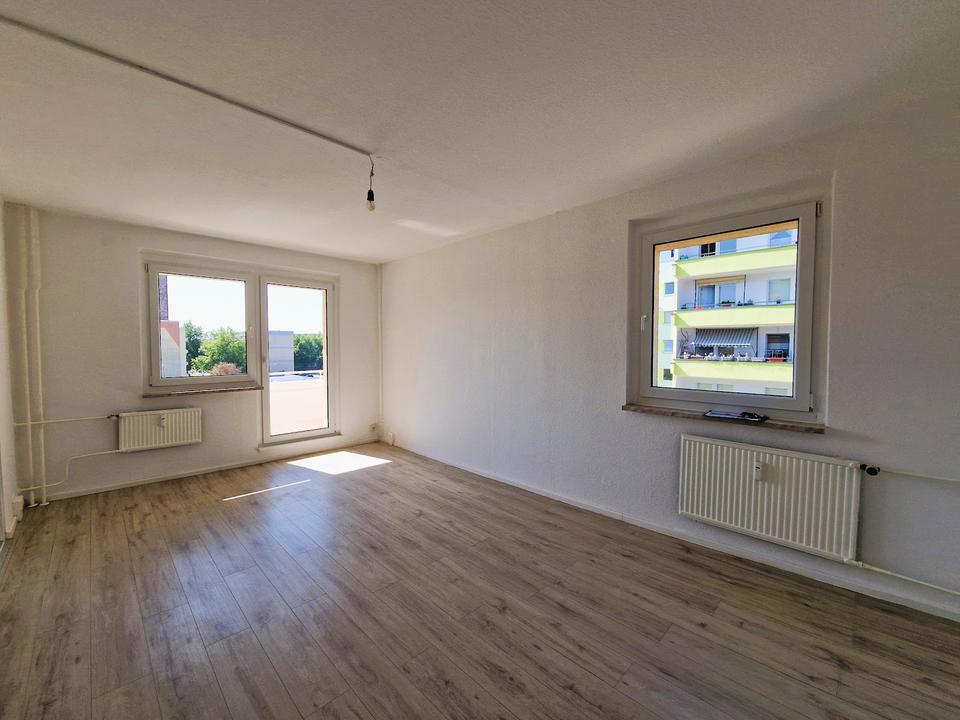 Thumbnail-*Ab 01.04.2026* Mit frisch renovierter 2 Zimmer-Wohnung in den Frühling starten