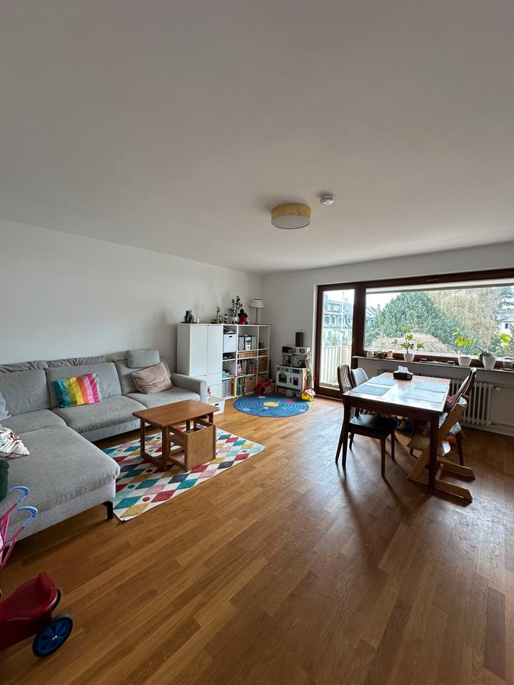 Thumbnail-Großzügige 3 Zimmer Wohnung in Frankfurt