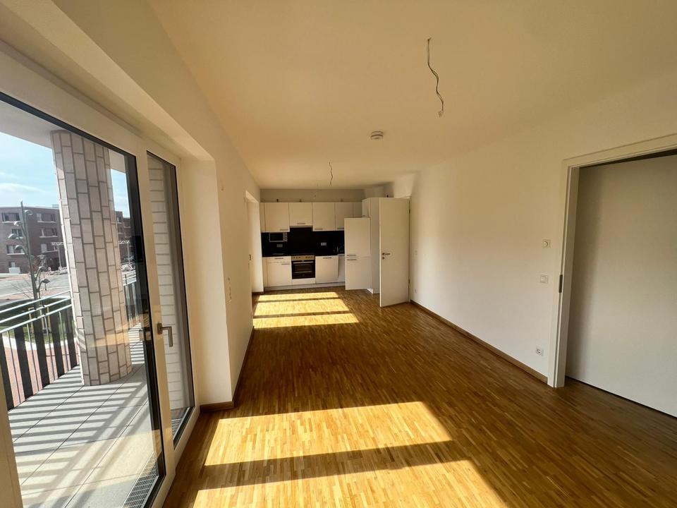 Thumbnail-Lichtdurchflutete 3-Zimmer-Wohnung mit Balkon am Maria-Telkes-Platz