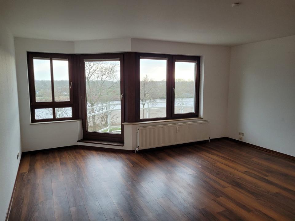 Thumbnail-Wohnen am Osterdeich | 2 Zimmer + 2 Balkone + Keller + Garage