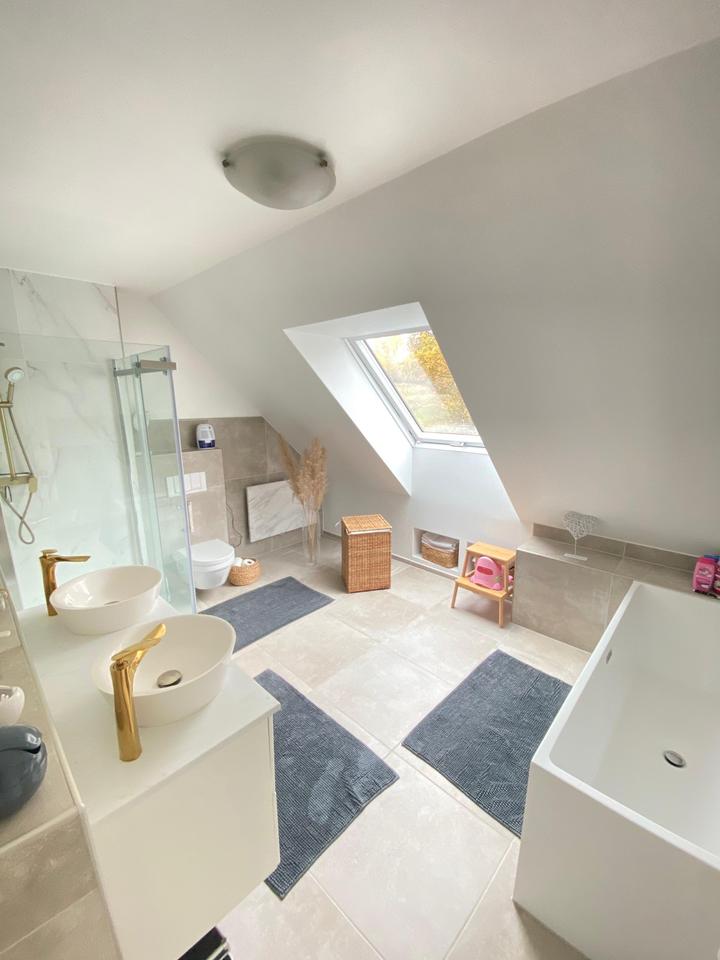 Thumbnail-Zweifamilienhaus mit Photovoltaik