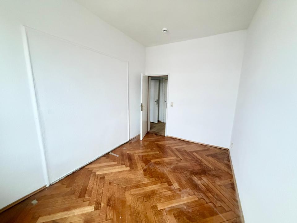 Thumbnail-Helle 3-Raum-Wohnung am Pechauer-Platz