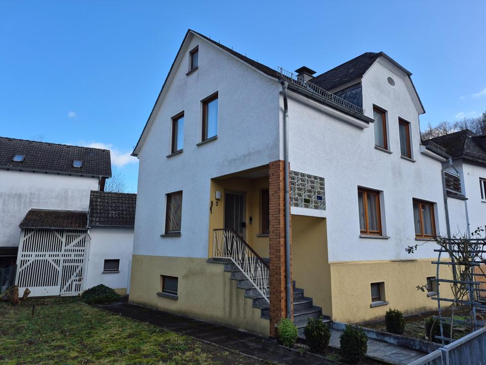 Thumbnail-Gemütliches Einfamilienhaus mit direkten Blick auf die Lahn