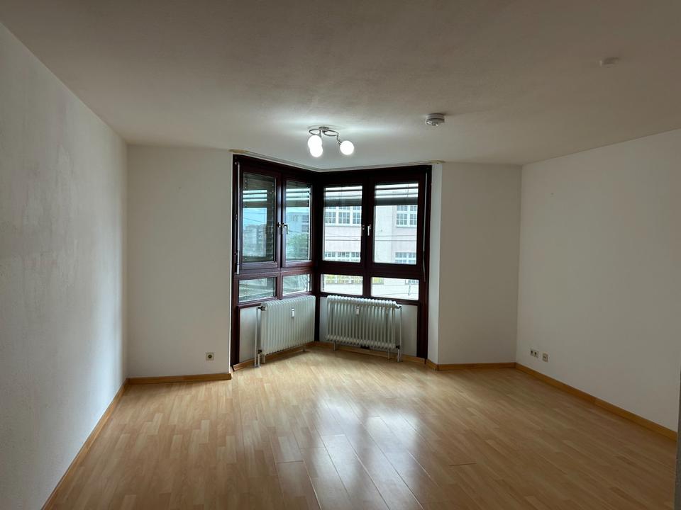 Thumbnail-Gemütliche 2-Zimmer Wohnung in Stuttgart-Ost