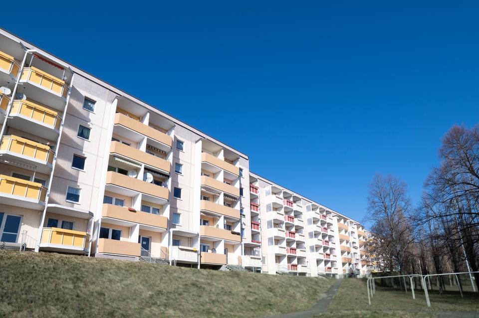 Thumbnail-Helle 1-Raum-Wohnung mit Balkon und Badewanne im 4. OG – 41 m²