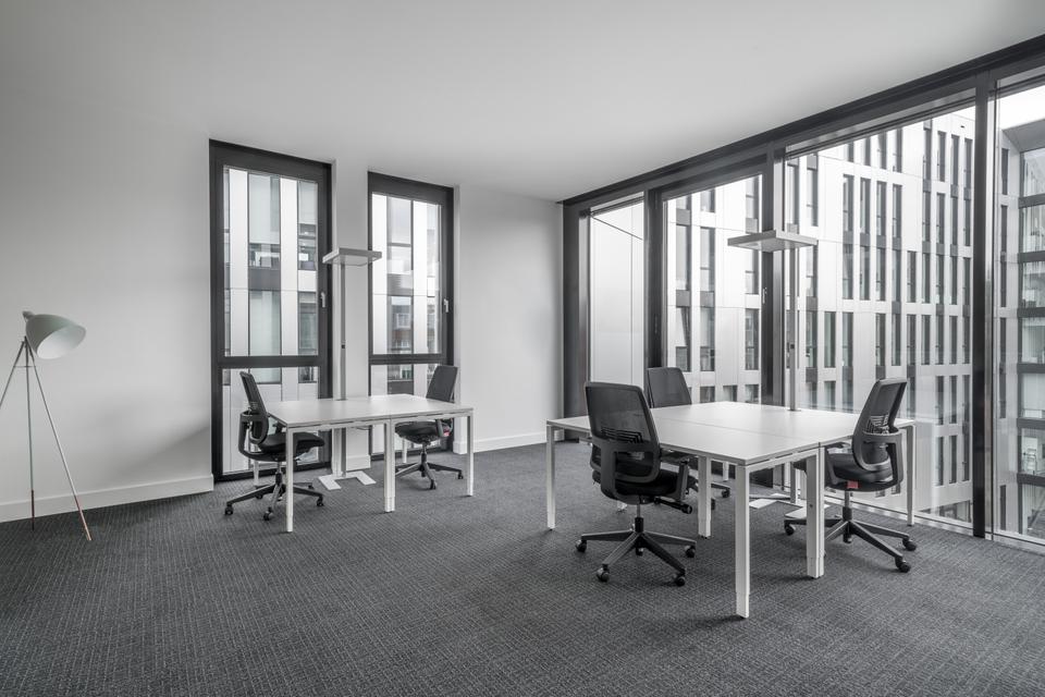 Thumbnail-Privater Büroraum für 5 Person in Regus Unternehmerstadt