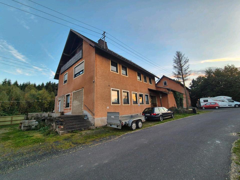 Thumbnail-Haus mit Gewerbefläche, Werkstatt und großen Grundstück