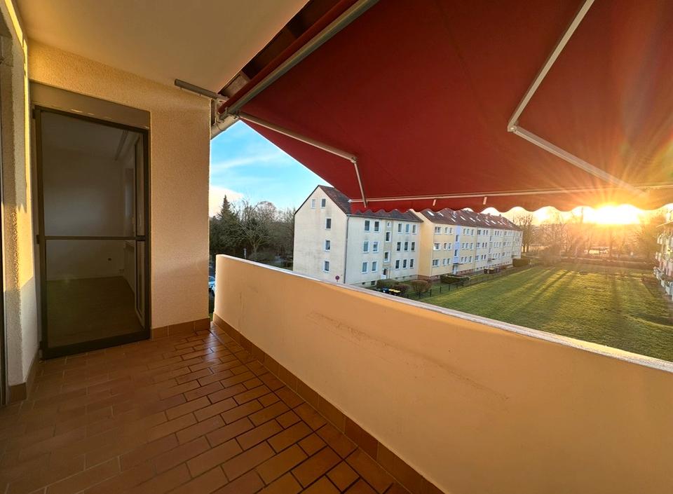 Thumbnail-Helle renovierte 3 Zi. Whg. Südbalkon Grone Altdorf zu vermieten