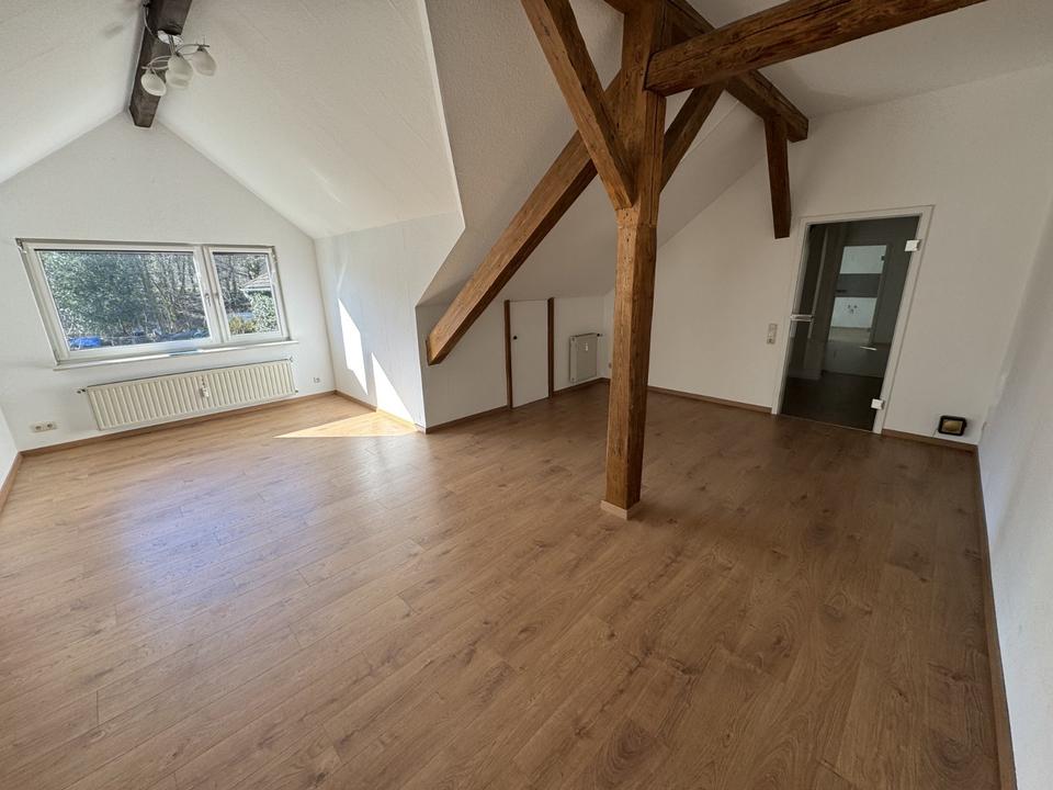 Thumbnail-Lichtdurchflutete Dachgeschosswohnung in Lüdenscheid zu vermieten