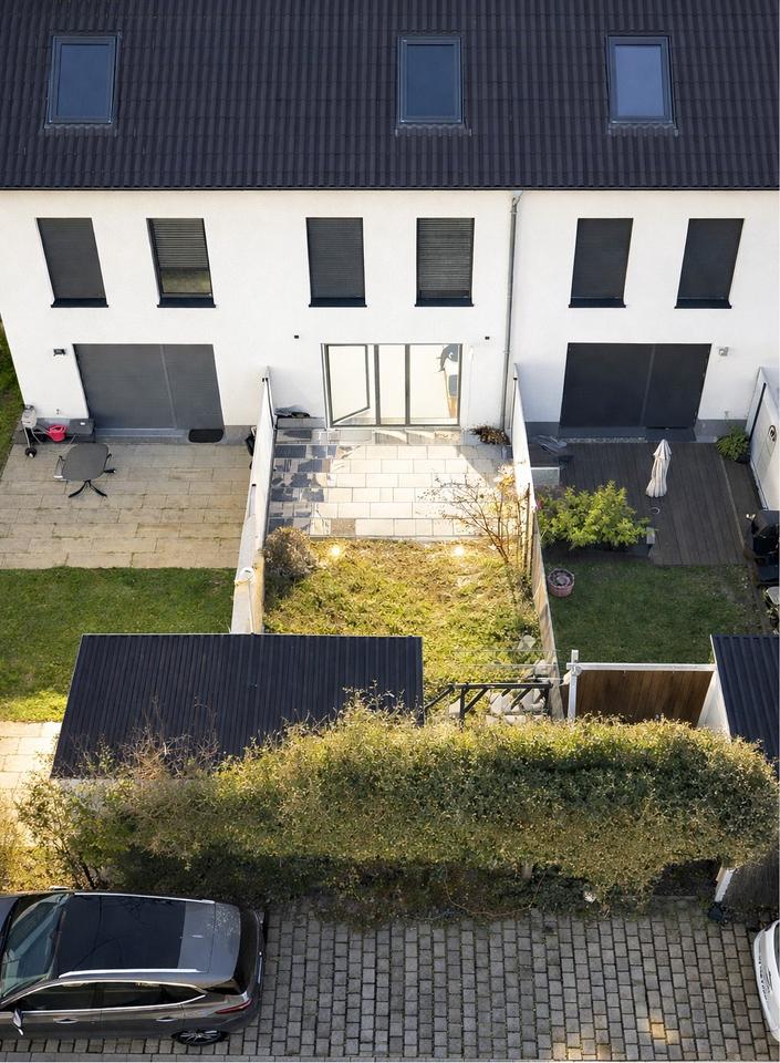 Thumbnail-Hell und Modern! Reihenhaus in herrlicher Lage!