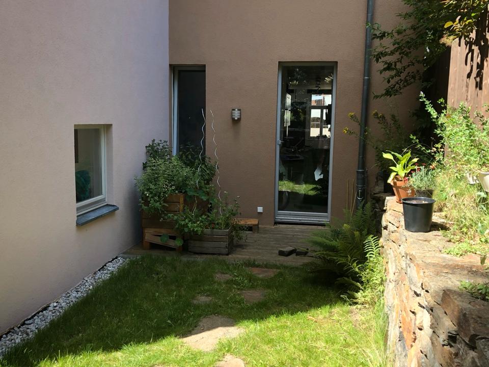 Thumbnail-Charmante 1-Zimmer-Gartenwohnung mit Südterrasse – zu vermieten