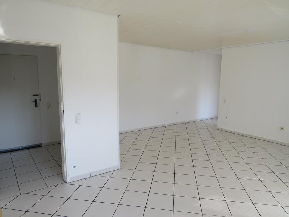 Thumbnail-3-Zimmer-Küche-Bad, 82 m², gute zentrale Lage in Dreis-Tiefenbach