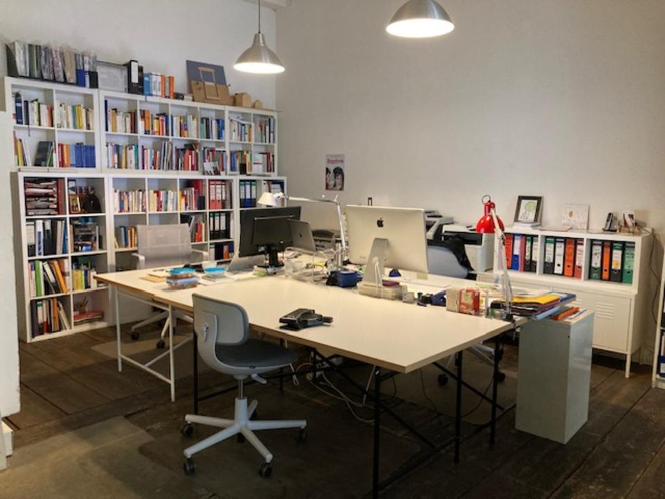 Thumbnail-Büroplatz in netter Bürogemeinschaft Maxvorstadt