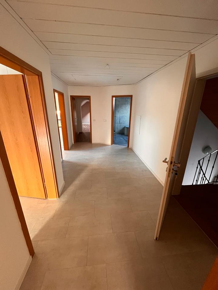 Thumbnail-Dachgeschosswohnung zu vermieten