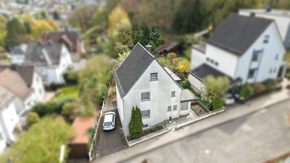 Thumbnail-Großes Einfamilienhaus in Siegen-Geisweid