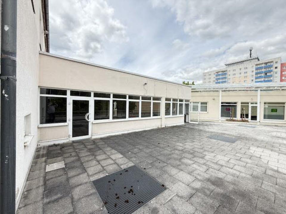 Thumbnail-Gewerbeeinheit mit großer Terrasse und separatem Eingang in Eisenach - Nordplatz