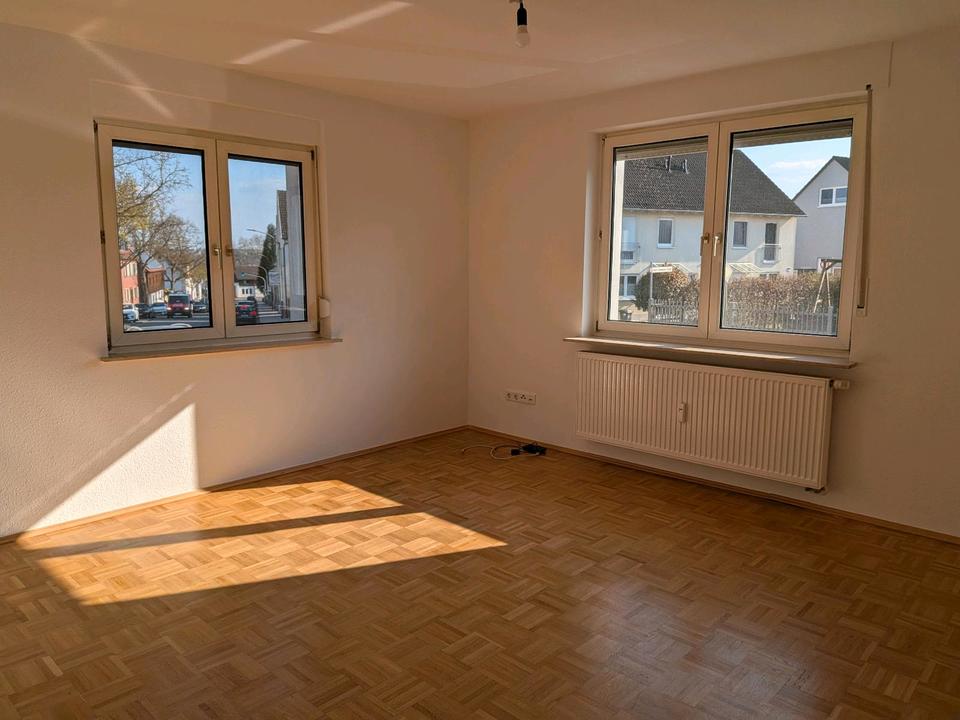 Thumbnail-Büro Beratungs- oder Therapieraum Heldenbergen möbliertunmöbl.