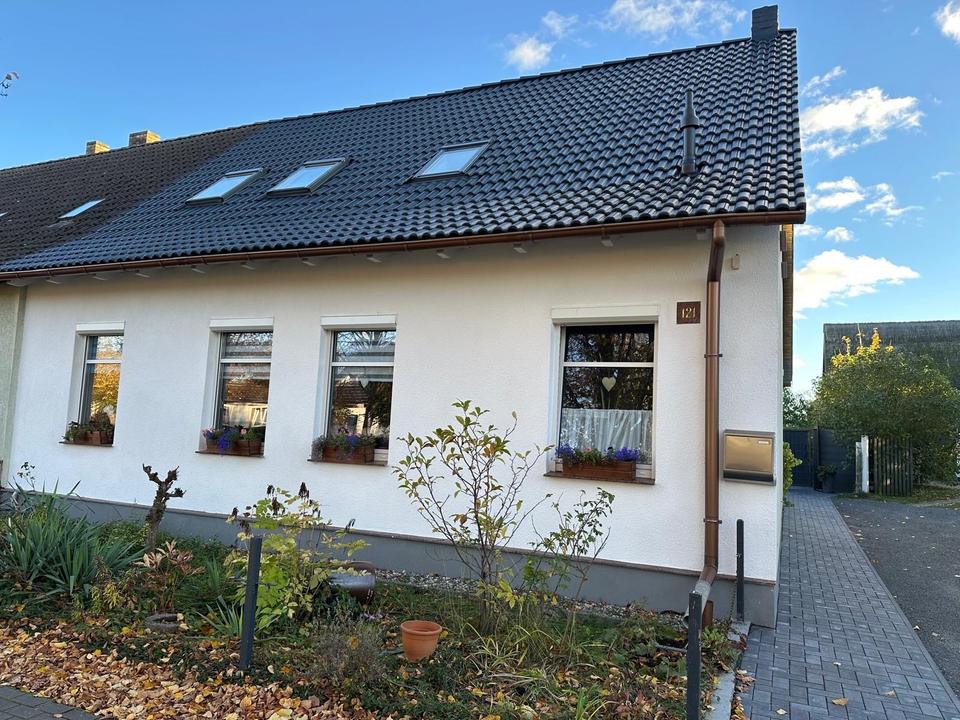 Thumbnail-Charmante Doppelhaushälfte mit Pferdekoppel