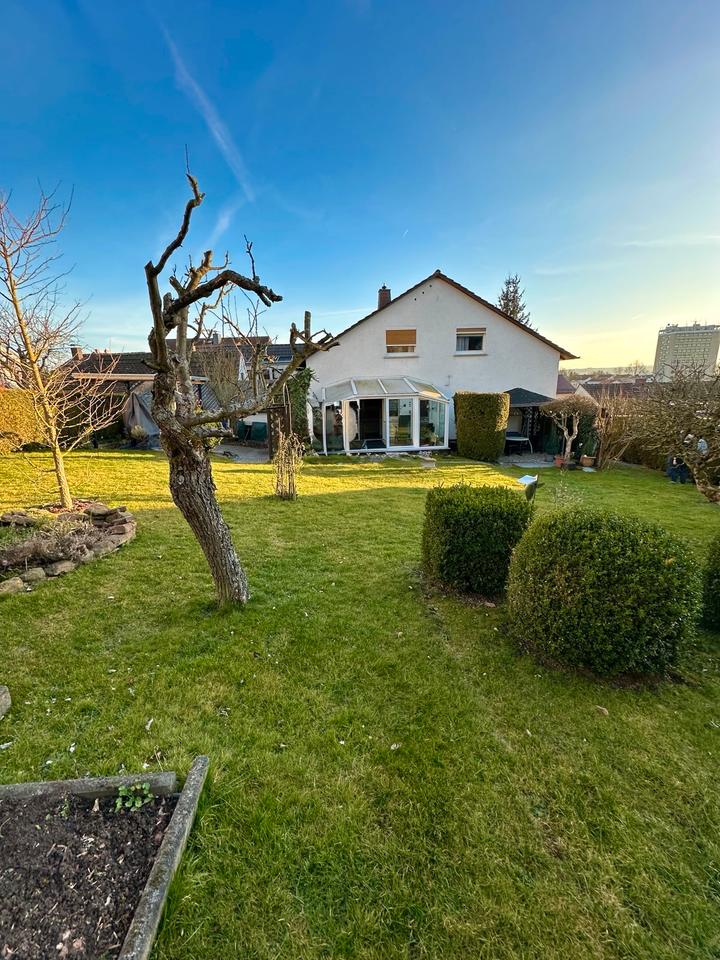 Thumbnail-Petersberg Stadtnahe - Zweifamilienhaus mit großem Garten