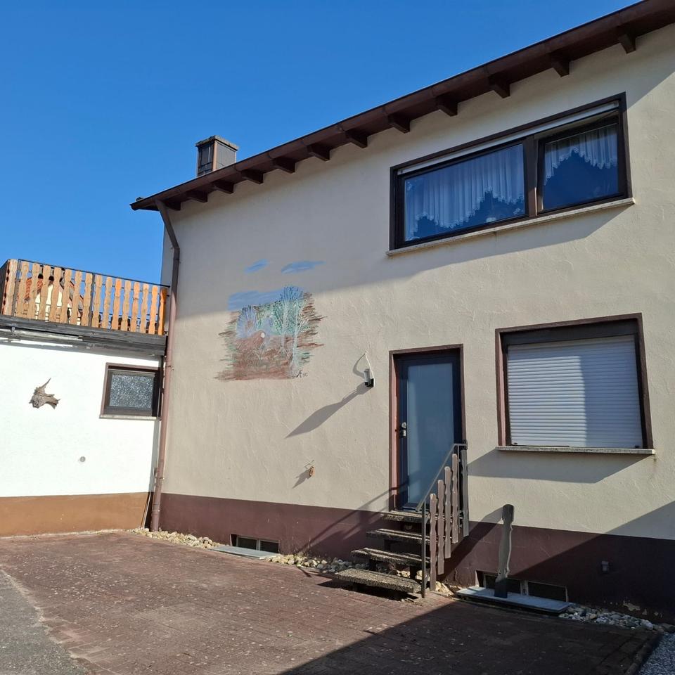 Thumbnail-Gepflegtes 2-Familienhaus mit separater Werkstatt Niederwürzbach