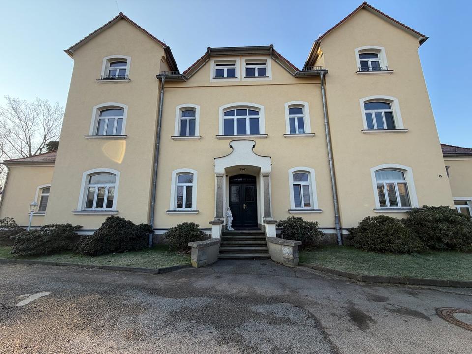 Thumbnail-Charmante 2,5-Zimmer-Wohnung im sanierten Herrenhaus in idyllischer Lage