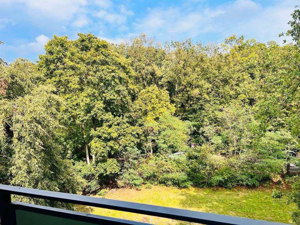 Thumbnail-Möblierte 2- Zimmerwohnung mit wunderschönem Balkonausblick