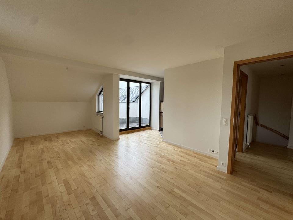 Thumbnail-einzigartige Dachgeschosswohnung in zentrumsnaher Lage mit Einbauküche