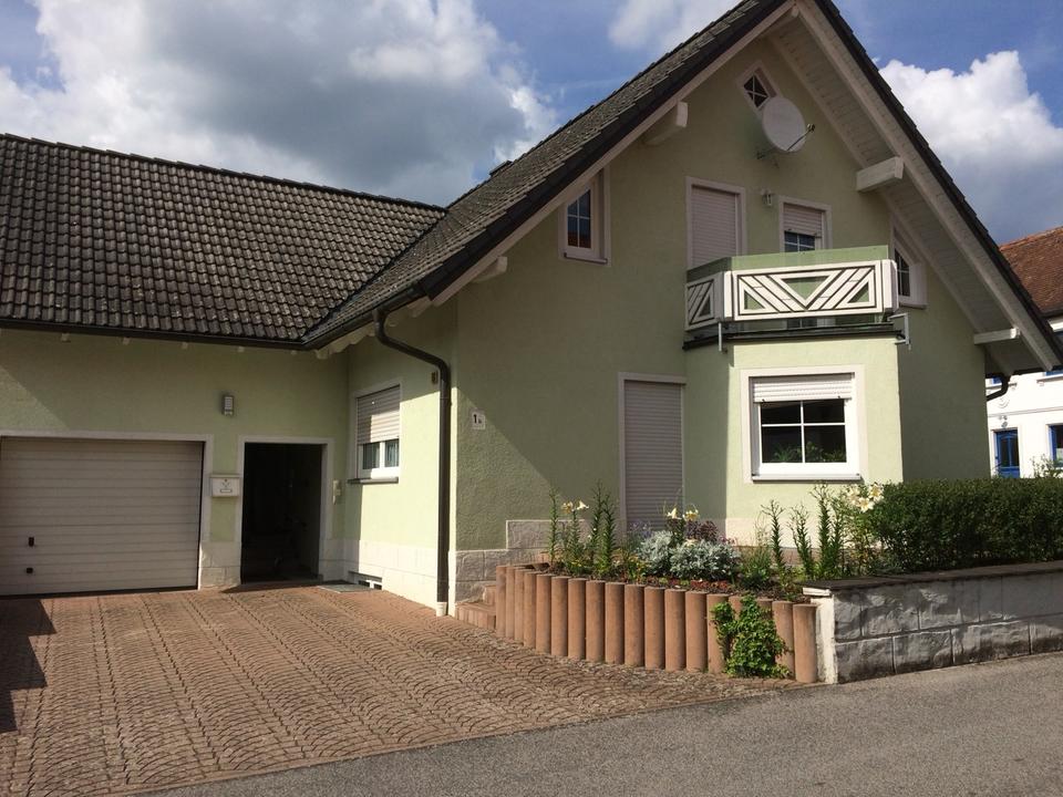 Thumbnail-Schöne Einfamilienhaus in Pettstadt zu verkaufen