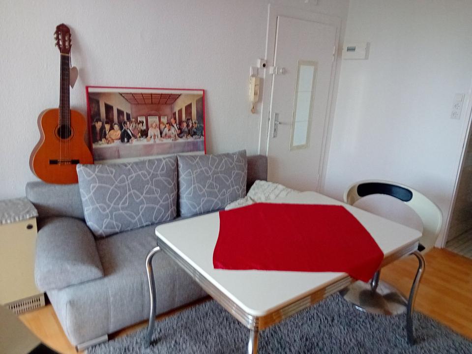 Thumbnail-Sehr ruhiges aber zentral gelegenes möbiliertes 1-Zi. Appartement