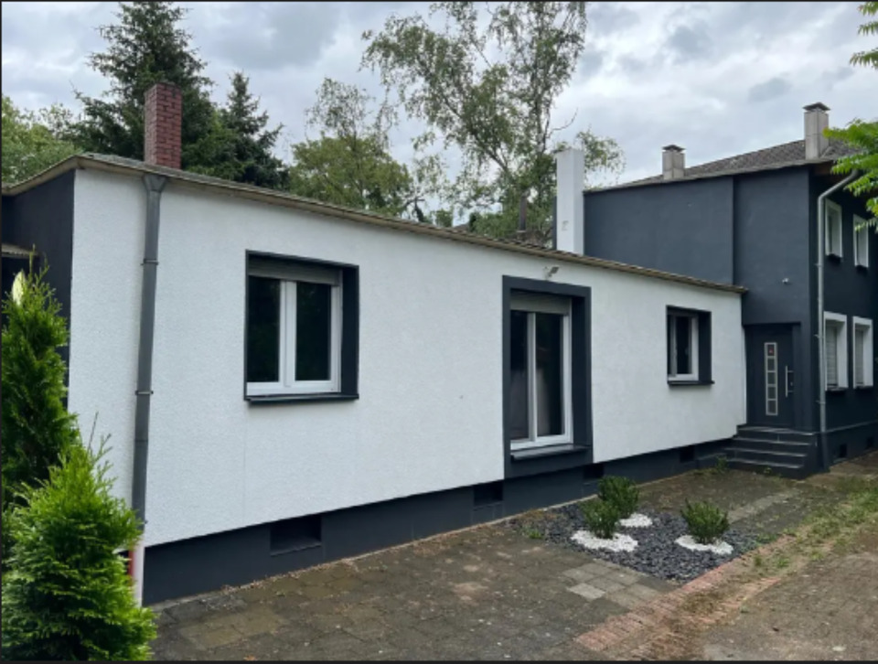 Thumbnail-Kleines möbliertes Haus mit Garten - im Zentrum Oberhausen !