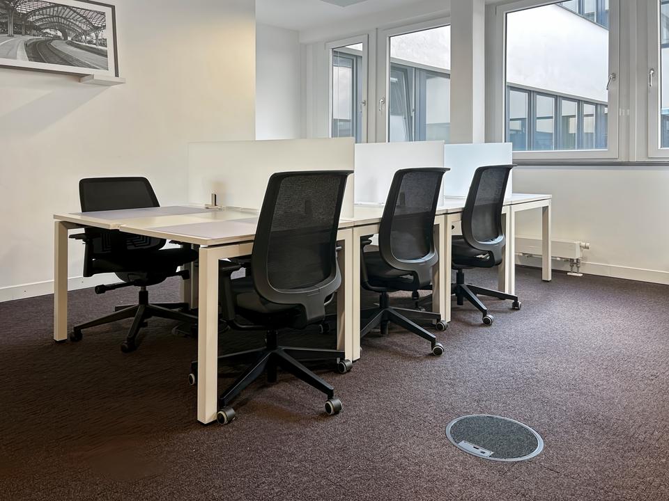 Thumbnail-Coworking-Bereich in Regus Waidmarkt