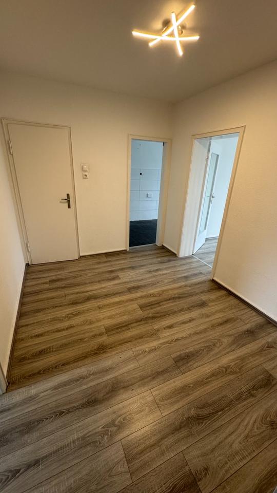 Thumbnail-Schön aufgeteilte 3 Zimmerwohnung am Südbad