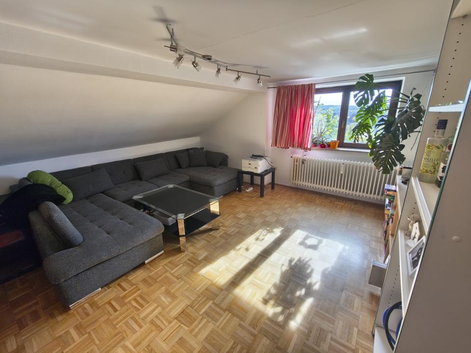 Thumbnail-2,5-Zimmer-Dachgeschosswohnung in Regensburg