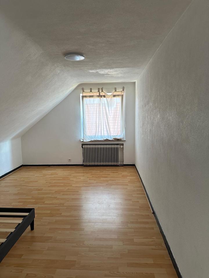 Thumbnail-Helle 2-Zimmer Dachgeschosswohnung in Stolzenau - ab sofort verfü