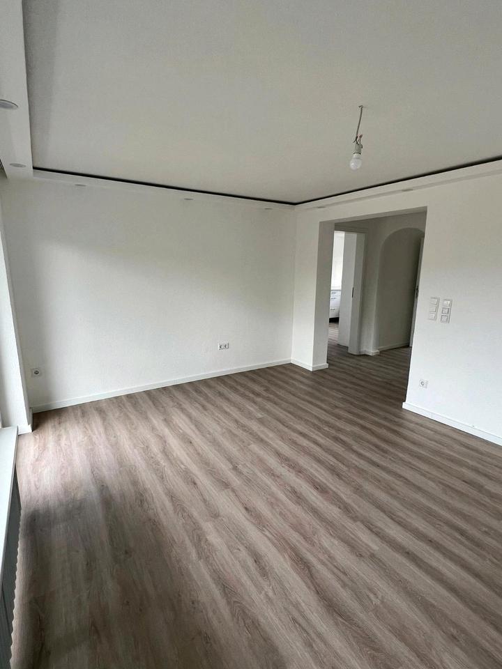 Thumbnail-4 Zimmer Wohnung zu vermieten