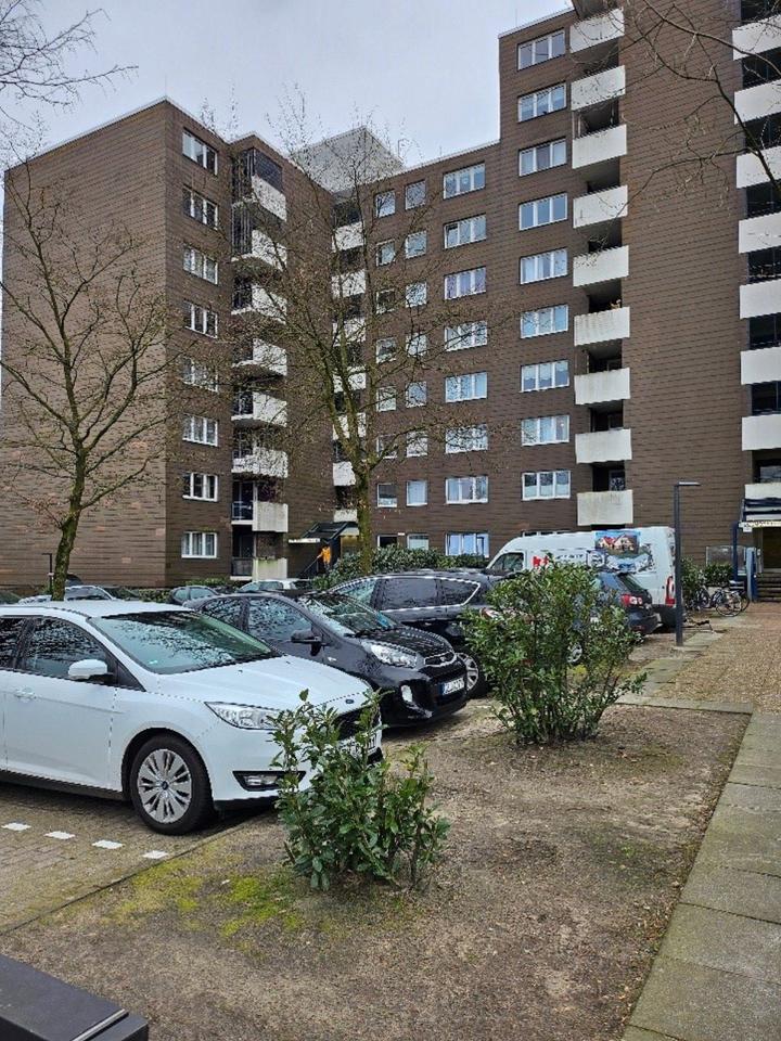 Thumbnail-1ZKB-Wohnung mit Loggia in der Delmodstraße zu vermieten