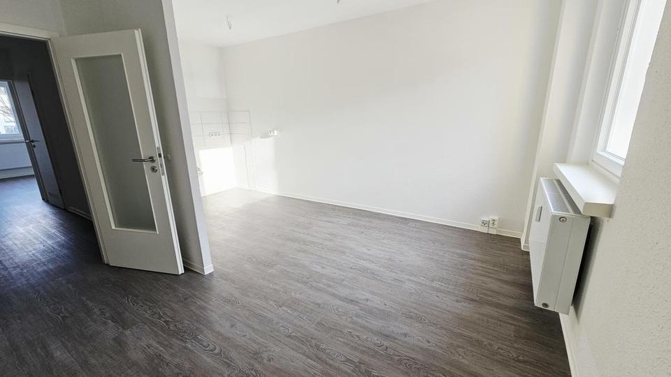 Thumbnail-! Erstbezug nach Sanierung - es bleiben keine Wünsche offen ! ab Februar 2026