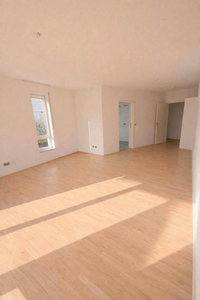 Thumbnail-3-Zimmer-Terrassenwohnung mit Tiefgaragenstellplatz