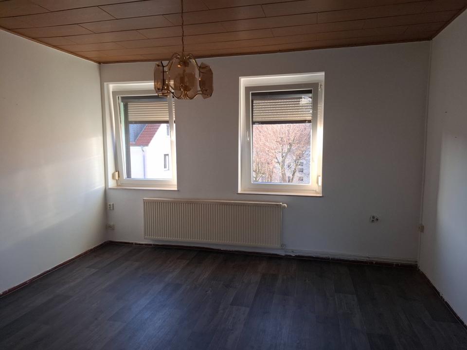 Thumbnail-Hettstedt: 3 Zimmerwohnung in ruhiger Lage günstig zu vermieten