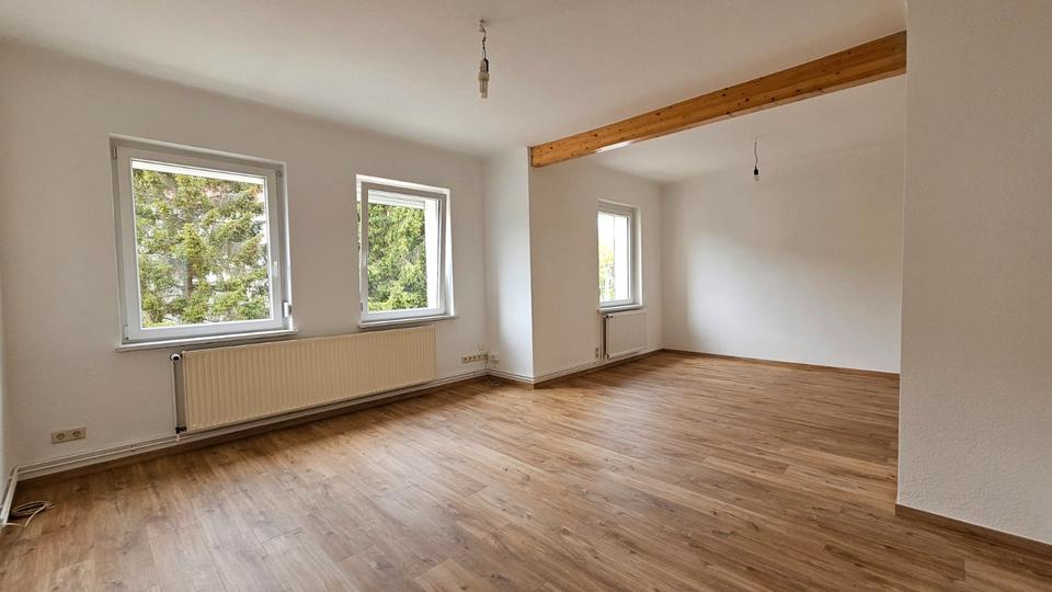 Thumbnail-3-Raum-Wohnung frisch renoviert in stadtnaher Lage zu vermieten