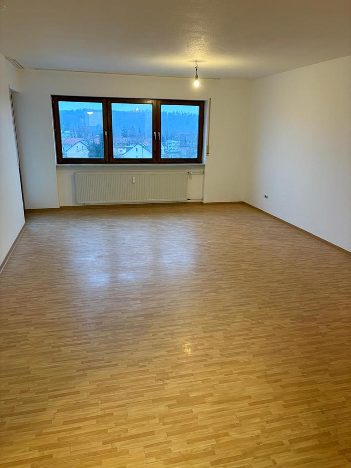 Thumbnail-Helle 2-Zimmer Wohnung mit Balkon in Tiengen zu vermieten