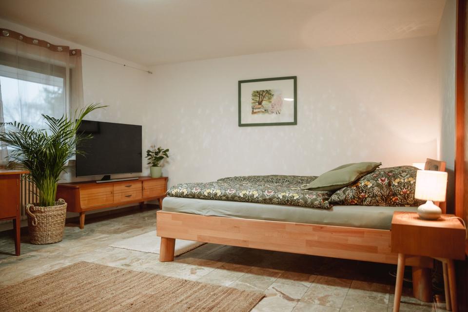 Thumbnail-Großzügige 3-Zimmer-Ferienwohnung mit 2 Schlafzimmern