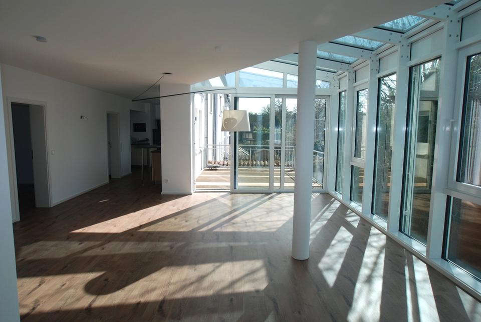 Thumbnail-LUXUSWOHNUNG MIT VIEL LICHT , FLAIR UND WOW-EFFEKT