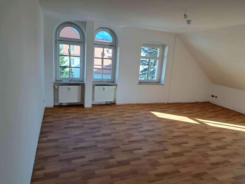Thumbnail-Moderne 4-Raum-Wohnung mit Klimaanlage & Balkon