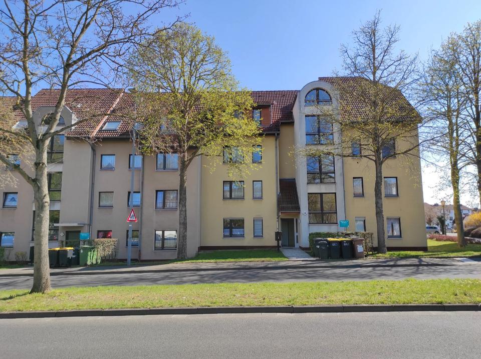 Thumbnail-schöne 2 ZKB Wohnung mit Balkon in Baunatal Mitte, Nähe ZOB ( BTL-THA15-1L )